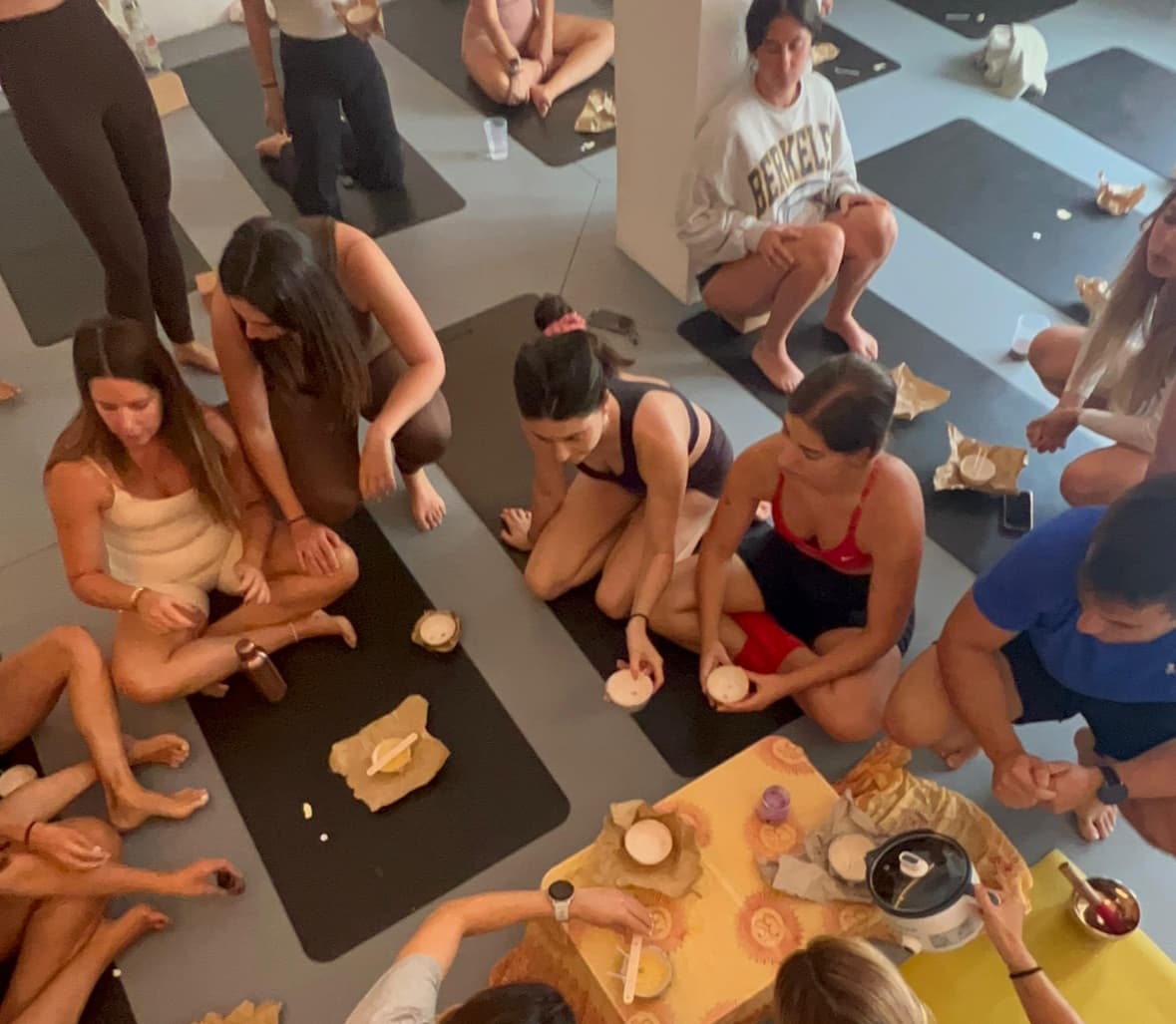 Experiencia Barre/Yoga/Pilates y Cerámica
